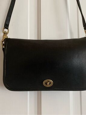 Vintage coach Black Leather Crossbody Bag with Turn-Lock Closure